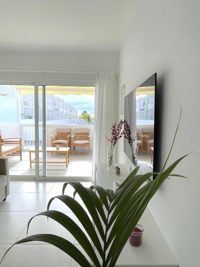 Marco'S Senator Suite Costa Teguise Εξωτερικό φωτογραφία